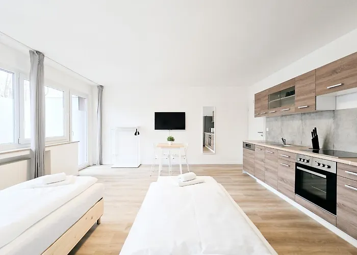 Tolstov - With Balcony - 25 Min Messe Dus Duisburg